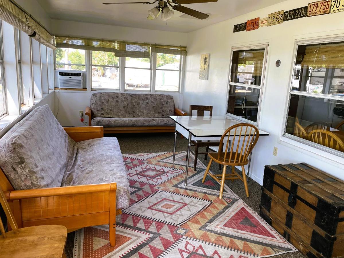 Swan Lake Resort & Campground Fergus Falls Εξωτερικό φωτογραφία